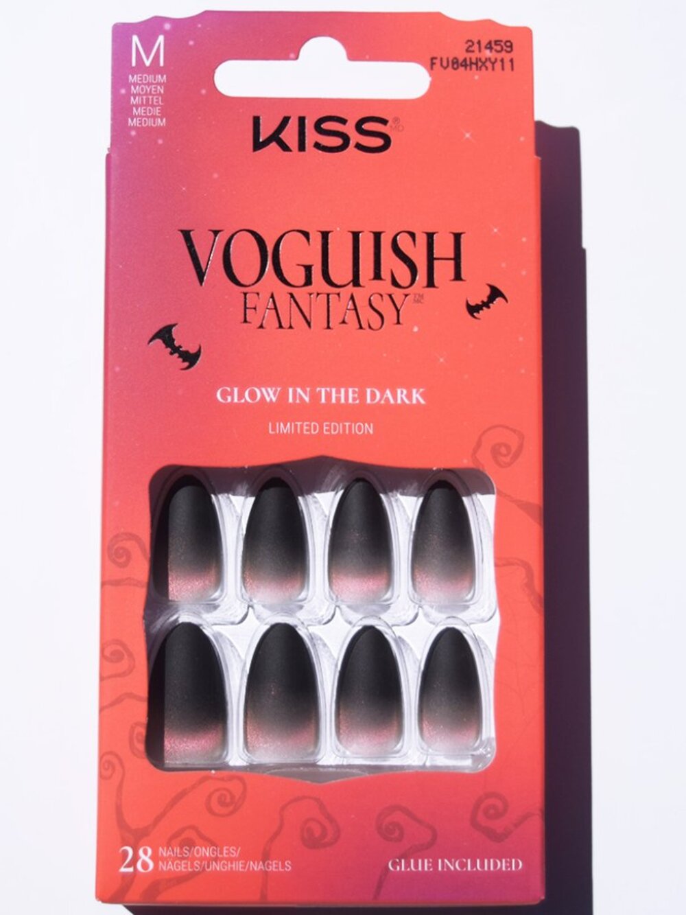KISS Voguish Fantasy Glow-In-The-Dark Halloween Nails / Chilling Char